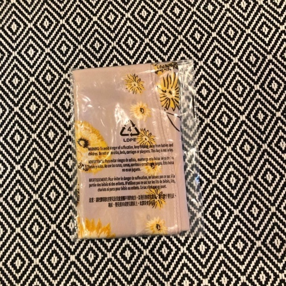 Madewell Silk Bandana *NEW* - Picture 3 of 3